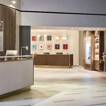 Marriott Kensington Hotel 4*