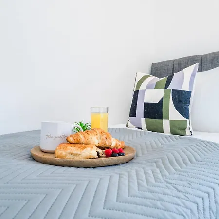 3 Bdr House In Kingston Upon Thames, London Waterloo In 30 Mins Kingston upon Thames (Greater London)