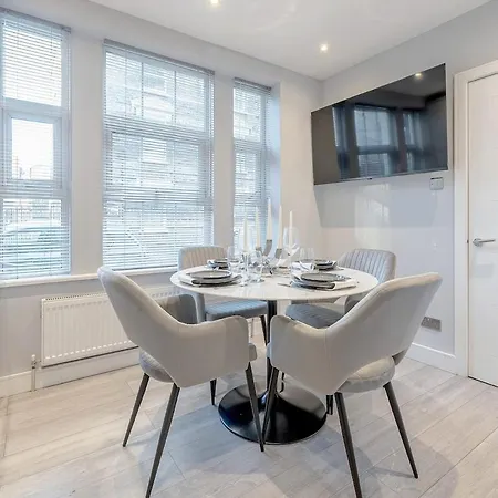 Edgware Road's Gem Apartment London