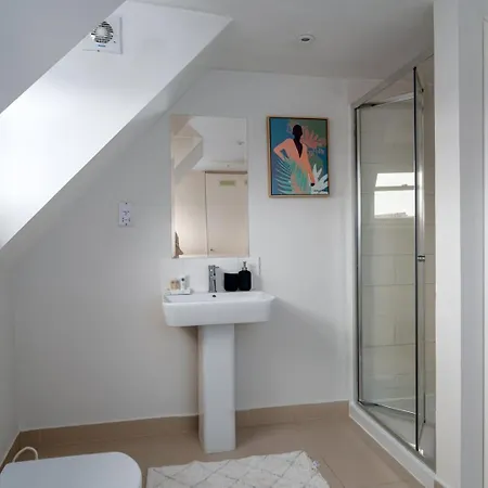 Guestready - Family With Garden For 6 Holiday home London