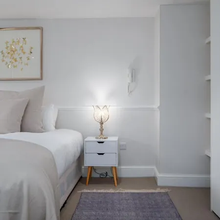Holiday home Guestready - Family With Garden For 6 London