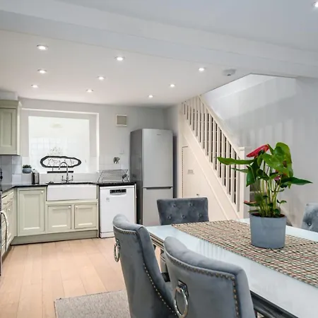 Guestready - Family With Garden For 6 Holiday home London