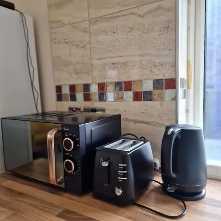 New 1 Bed Flat In * London