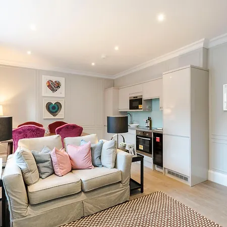 Aparthotel Buckingham & Lloyds Knightsbridge 5*