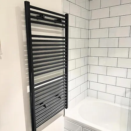 Urban Residencies - Thames View Greenwich * London