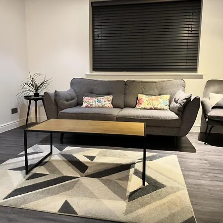 Urban Residencies - Thames View Greenwich Apartment
