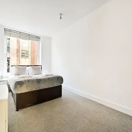 Farringdon Comfortable 1 Bed