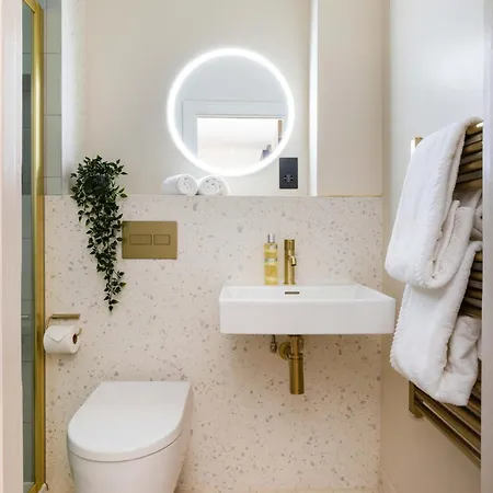 Fivem West Hampstead - North Apartment London