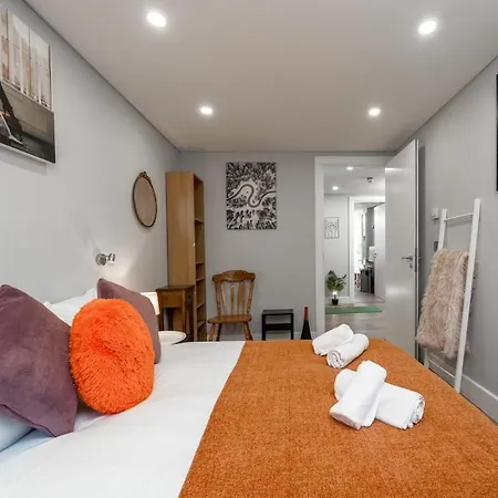 Prestige Lux 3bed 2bath Juliet Balcony On River Notting Hill *