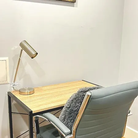 Prestige Lux 3bed 2bath Juliet Balcony On River Notting Hill