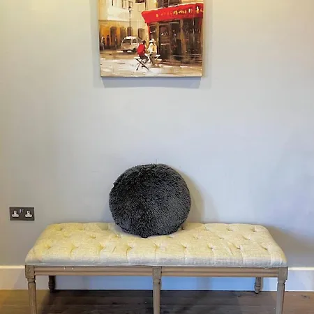 Prestige Lux 3bed 2bath Juliet Balcony On River Notting Hill Apartment London