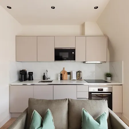 Fivem West Hampstead - North * London