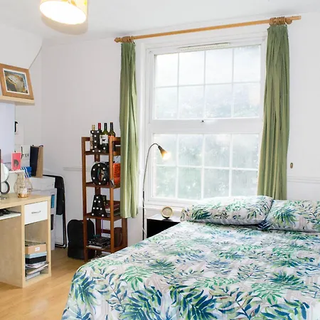 Homestay Central London Rooms *