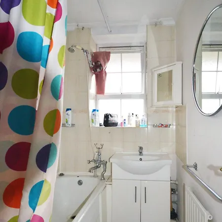 Central London Rooms * London