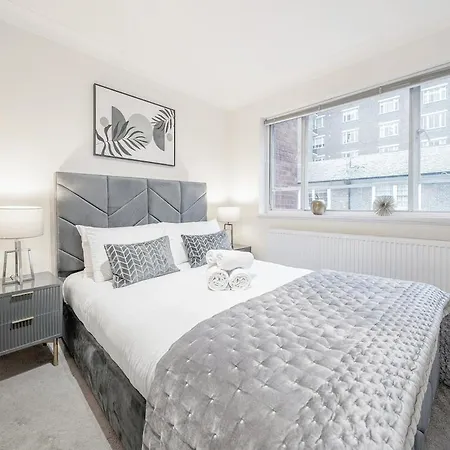 The Marble Arch Apartment