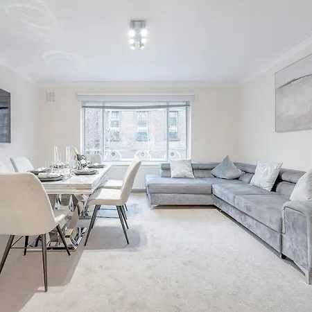 The Marble Arch Apartment *