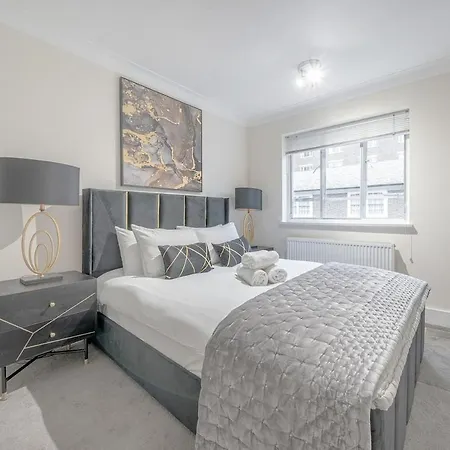 The Marble Arch Apartment