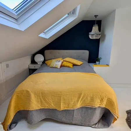 Holiday home Luxury House With Parking In London *