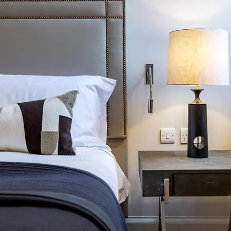 Aparthotel Buckingham & Lloyds Knightsbridge 5*