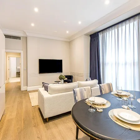 Buckingham & Lloyds Knightsbridge 5* London