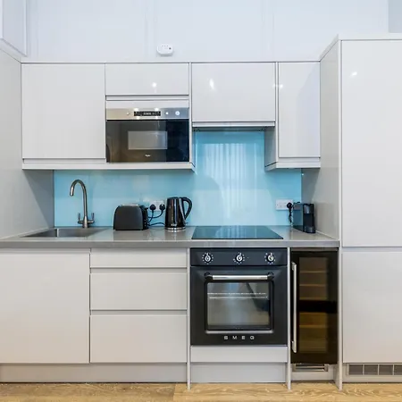 Aparthotel Buckingham & Lloyds Knightsbridge 5*