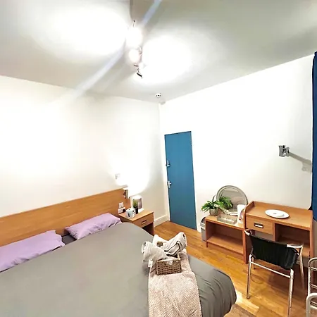 Apartment 45a London