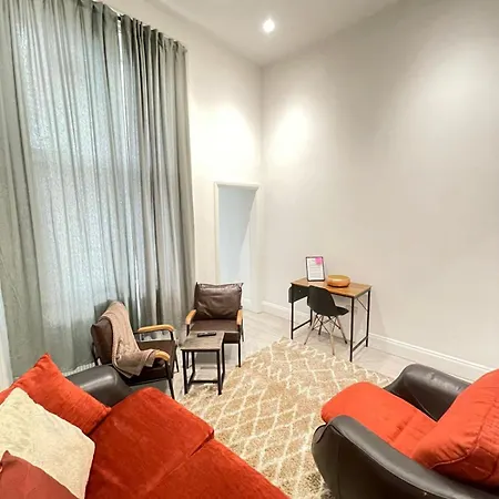 Smart Homes * London