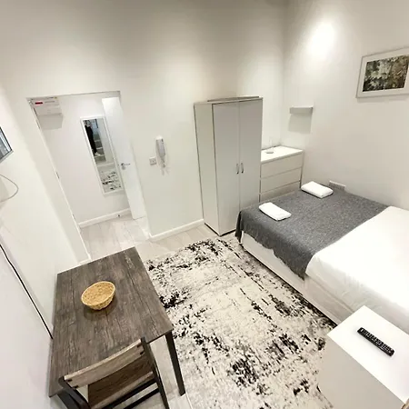 Aparthotel Smart Homes