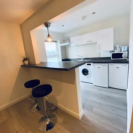 Smart Homes Aparthotel London