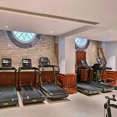 Marriott County Hall 5*