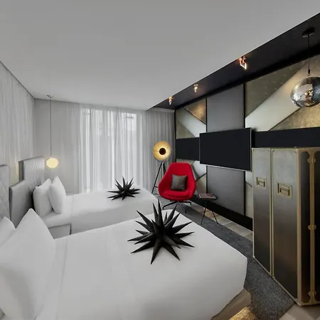 Hotel W 5*
