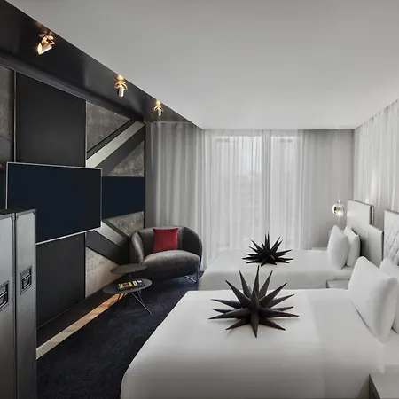 W Hotel Londra