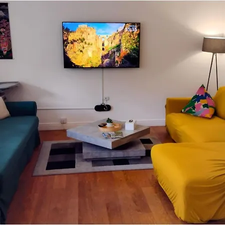 Spacious 2-bed Family With Pets Welcome * London