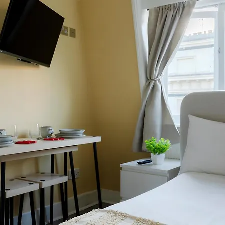 Devonshire Terrace Holiday home London