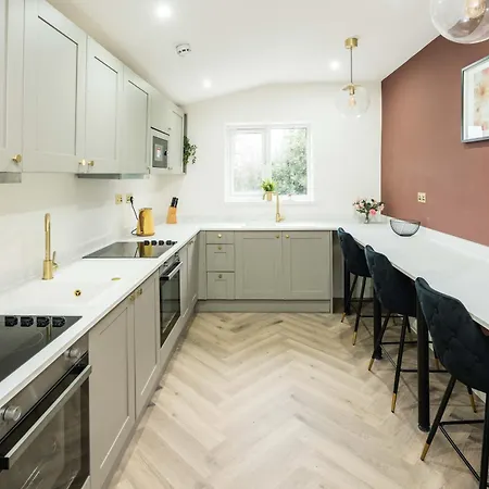 Central London Studio Apartment *
