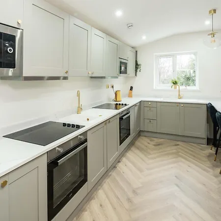 Central London Studio Apartment London