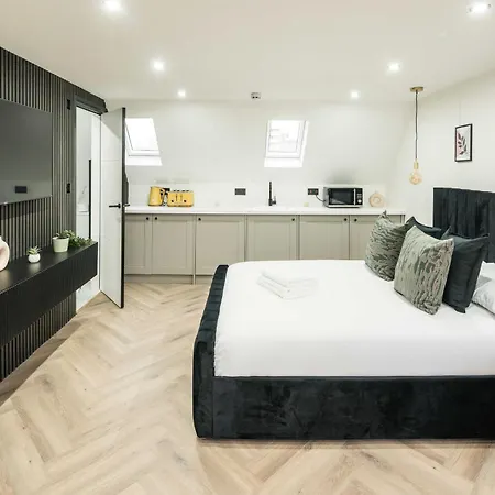 Central London Studio *