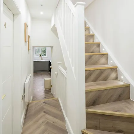 Central London Studio Apartment *