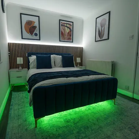 Apartment Millfield Park Serviced Hackney *