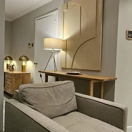 Estatesmen Park Lane Mayfair * London