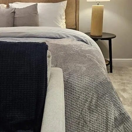 Estatesmen Park Lane Mayfair Apartment London