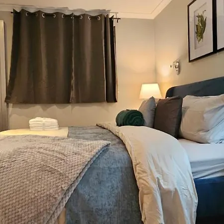 Estatesmen Park Lane Mayfair Apartment *