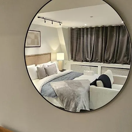 Estatesmen Park Lane Mayfair Apartment *