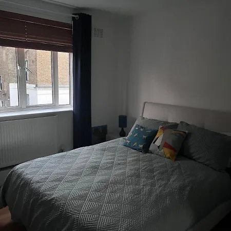 1 Bed Flat Close To Portobello Rd *