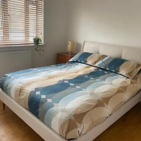 Apartment 1 Bed Flat Close To Portobello Rd London