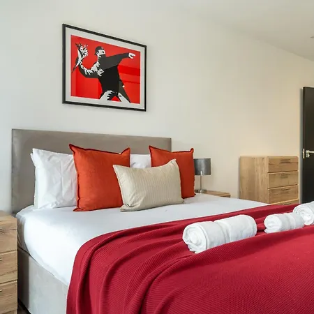 Apartment Mitre Banksy By Artsy *