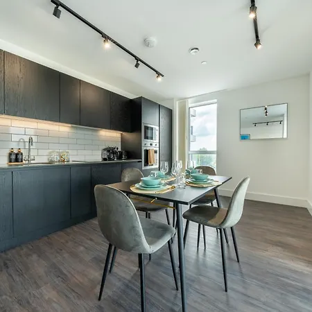 Apartment Mitre Banksy By Artsy London