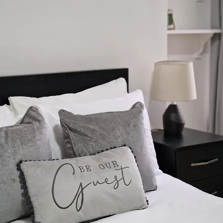 Comfortable Flat For 10 Near Paddington