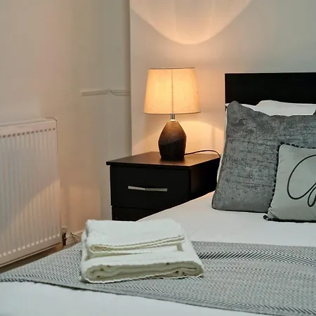 Comfortable Flat For 10 Near Paddington Apartment London