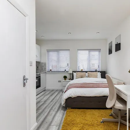 Apartment Deluxe - Airport & Excel Ideal For Long *